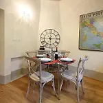 Boboli Frescoes 公寓 *